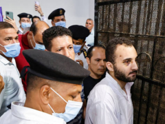 埃及女学生被当街割喉身亡 法院要求电视直播凶手死刑
